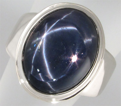 Золото Кольцо со звездчатым сапфиром