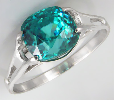 Серебро 925 Кольцо с красивым цирконом цвета морской волны