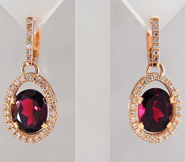 Золото Серьги, инкрустированные родолитами гранатами и 66-ю бриллиантами