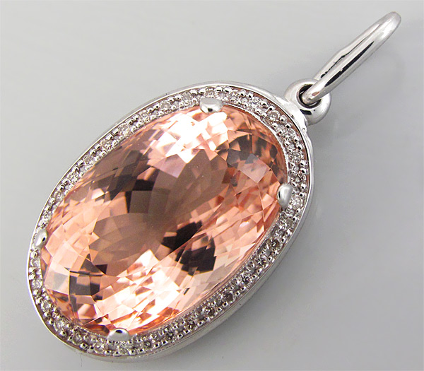 Золото Кулон с морганитом и 34-я бриллиантами