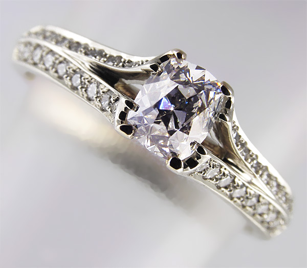 Золото Кольцо с бриллиантами