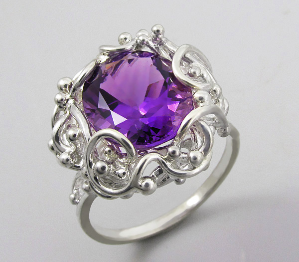 Серебро 925 Кольцо с уругвайским аметистом