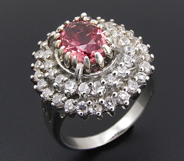 Серебро 925 Кольцо с розовым сапфиром