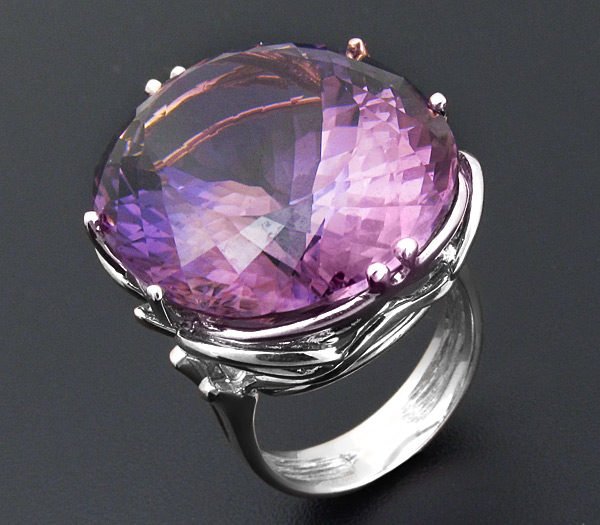 Золото Кольцо с бразильским аметистом