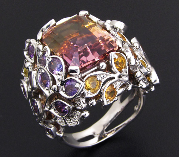 Золото Кольцо с аметрином, желтыми и фиолетовыми сапфирами