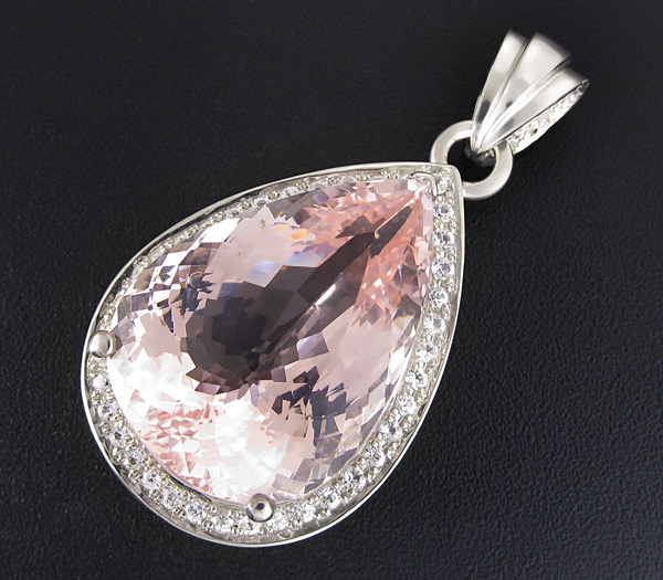 Серебро 925 Кулон с чистейшим крупным морганитом и лейкосапфирами