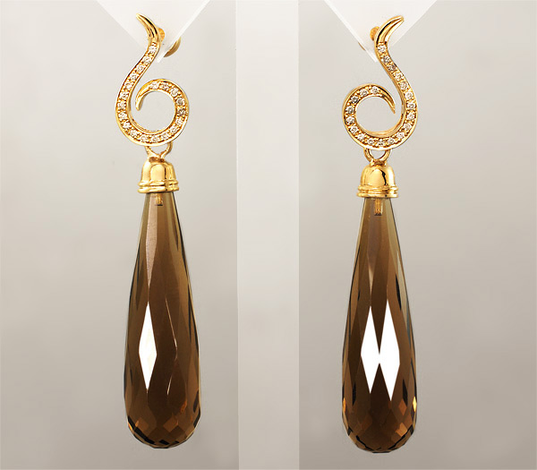 Золото Серьги с дымчатыми топазами и бриллиантами