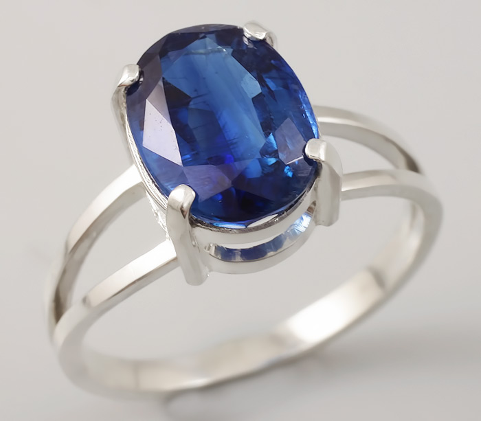 Серебро 925 Кольцо с кианитом