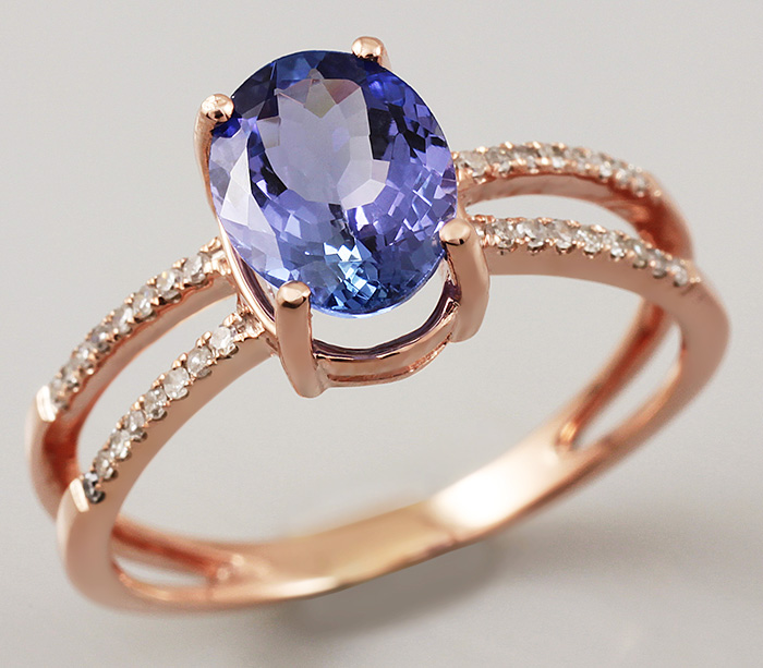 Золото Кольцо с чистейшим танзанитом и бриллиантами