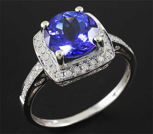 Золото Кольцо с танзанитом и бриллиантами