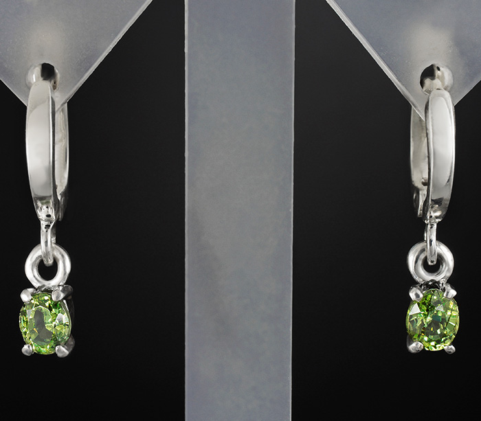 Серебро 925 Серьги с демантоидами гранатами