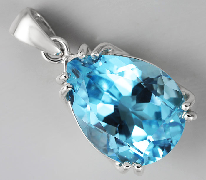Серебро 925 Кулон с топазом