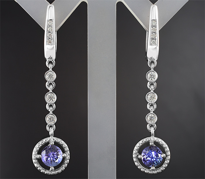 Золото Серьги с танзанитами и бриллиантами