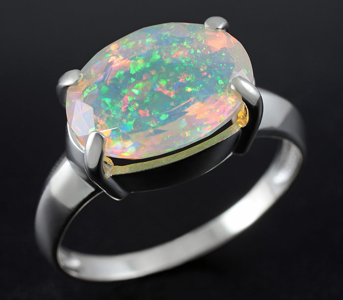 Серебро 925 Кольцо c ограненным эфиопским опалом
