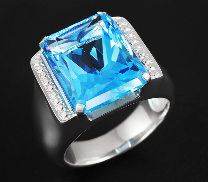 Серебро 925 Кольцо c топазом