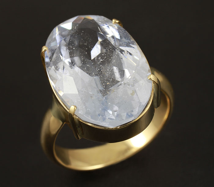 Золото Кольцо с крупным аквамарином