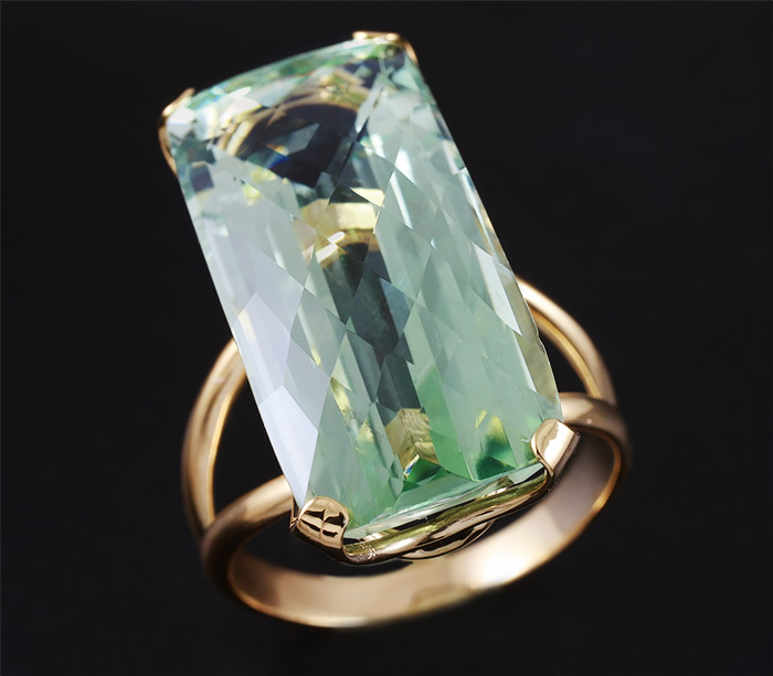 Золото Кольцо с зеленым аметистом