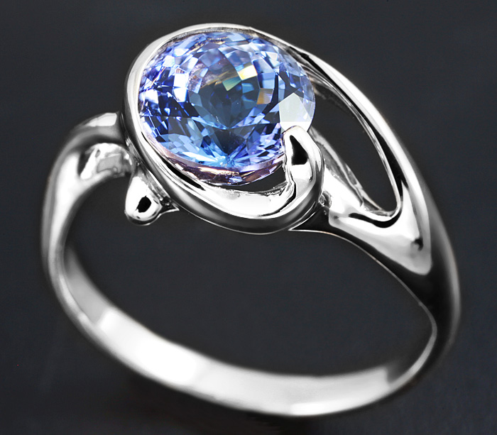 Золото Кольцо с танзанитом