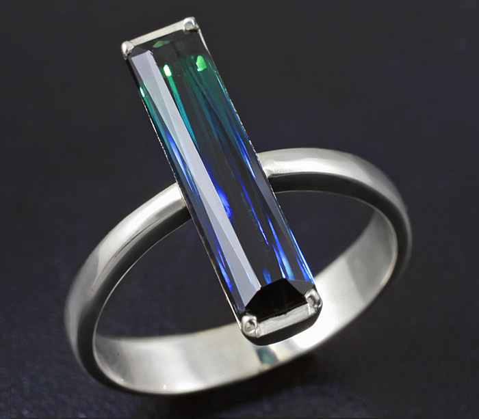 Серебро 925 Кольцо c полихромным индиголит турмалином