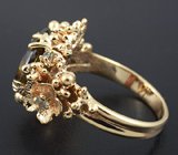 Кольцо с цейлонским сфеном и зелеными сапфирами