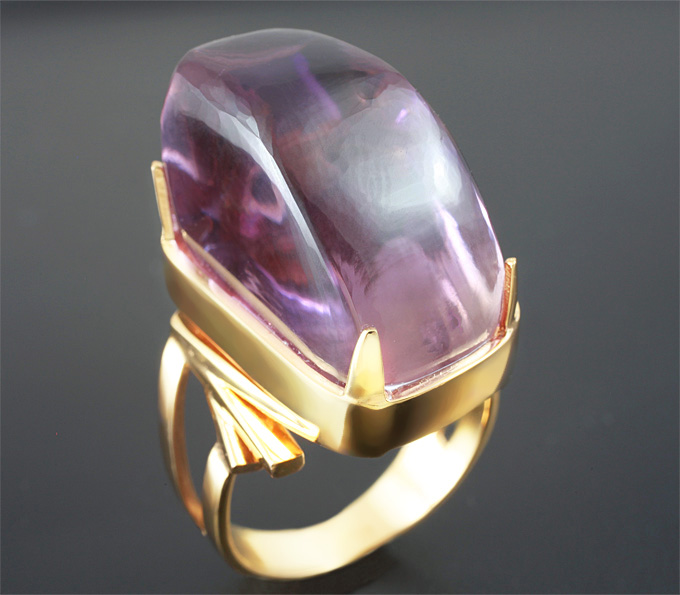 Золото Кольцо с крупным кабошоном аметрина