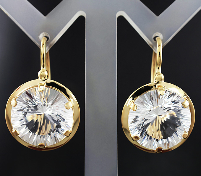 Золото Серьги с бесцветным кварцем