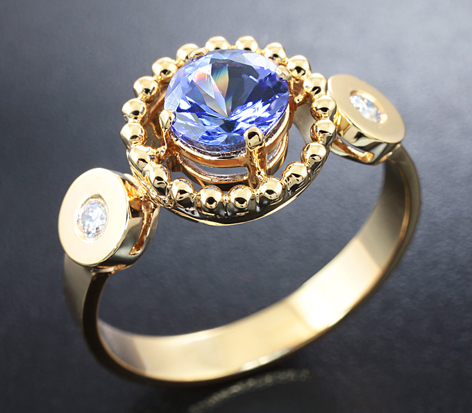 Золото Кольцо с танзанитом и бриллиантами