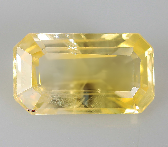 Желтый сапфир 1,1 карат