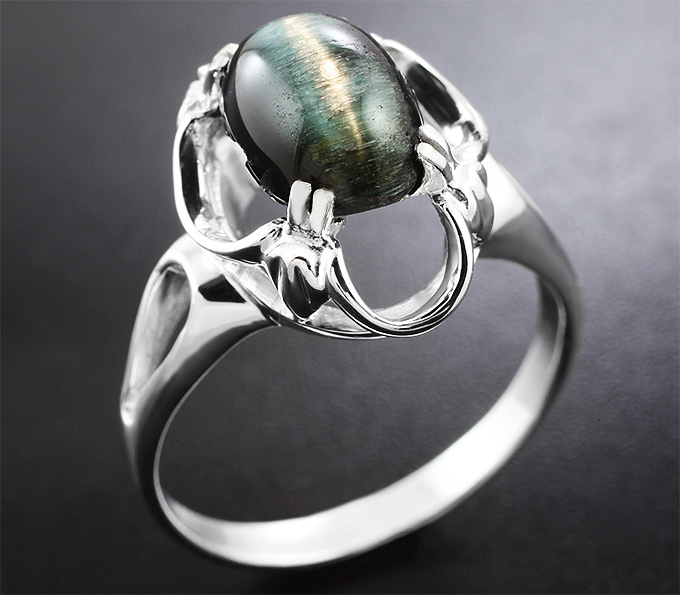 Серебро 925 Кольцо, инкрустированное турмалином с эффектом кошачьего глаза