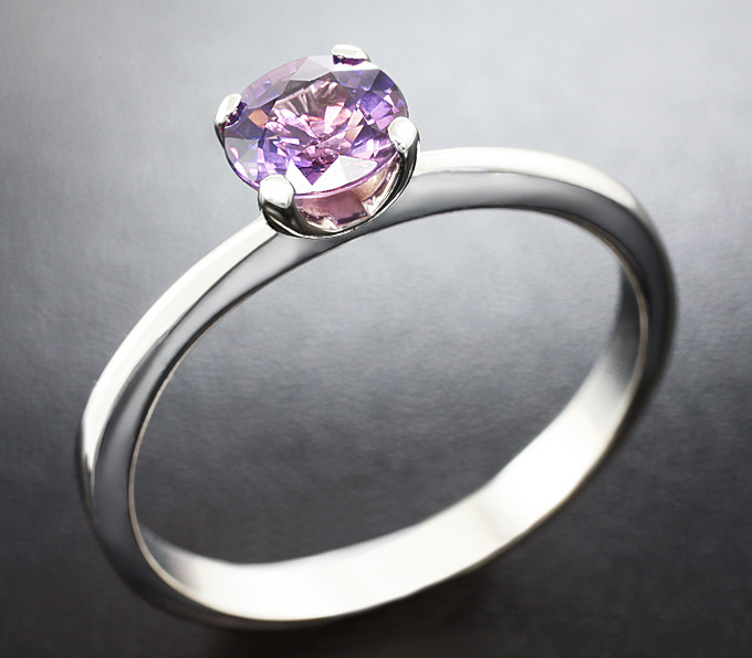 Золото Кольцо с полихромным сапфиром