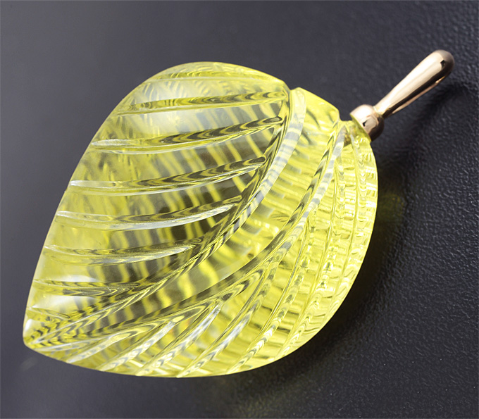 Золото Кулон с резным цитрином авторской огранки