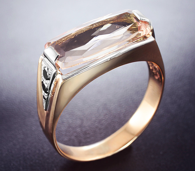 Золото Кольцо c морганитом и черными бриллиантами