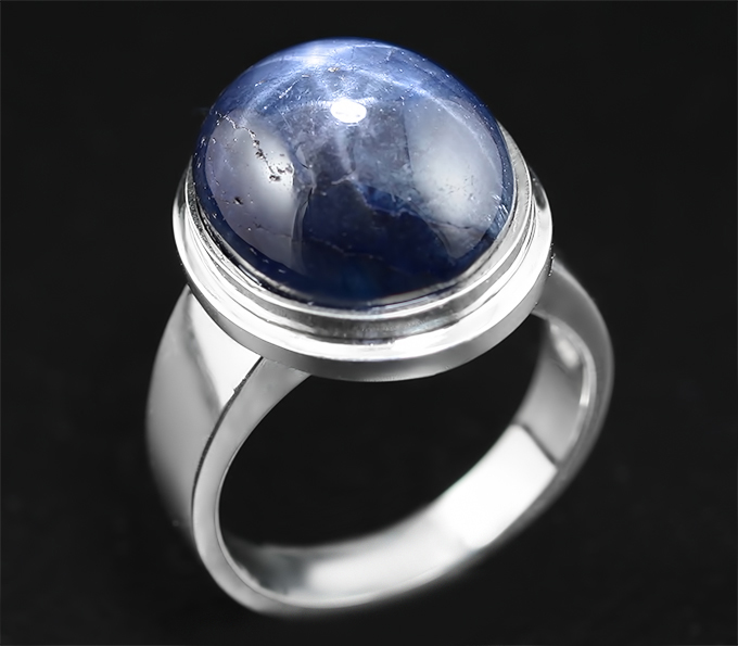 Серебро 925 Кольцо cо звездчатым сапфиром