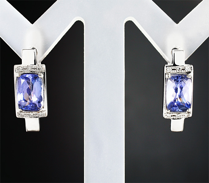 Золото Серьги с танзанитами и бриллиантами!