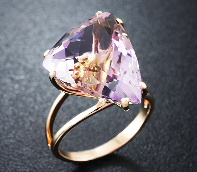 Золото Кольцо с чистейшим аметрином