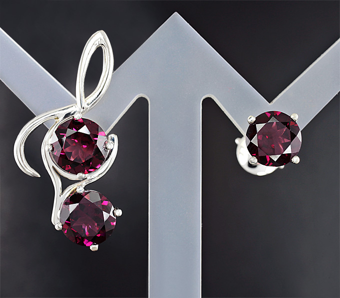 Серебро 925 Серьги с родолитами гранатами