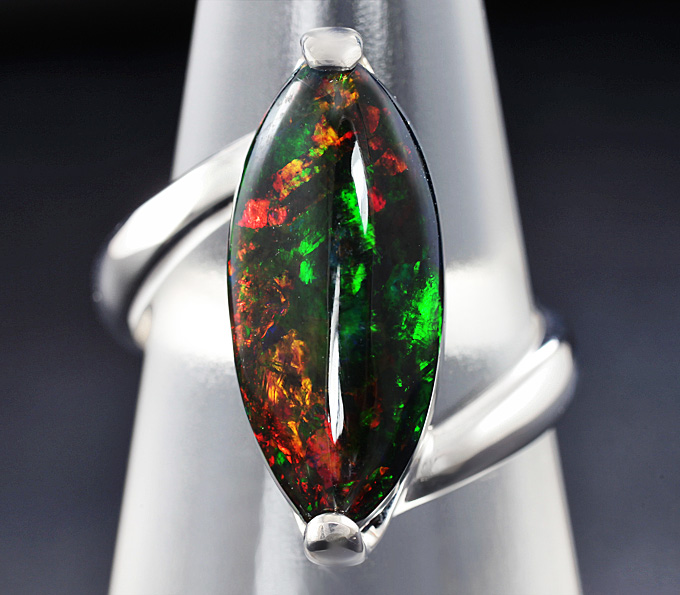 Серебро 925 Кольцо c кристаллическим черным опалом