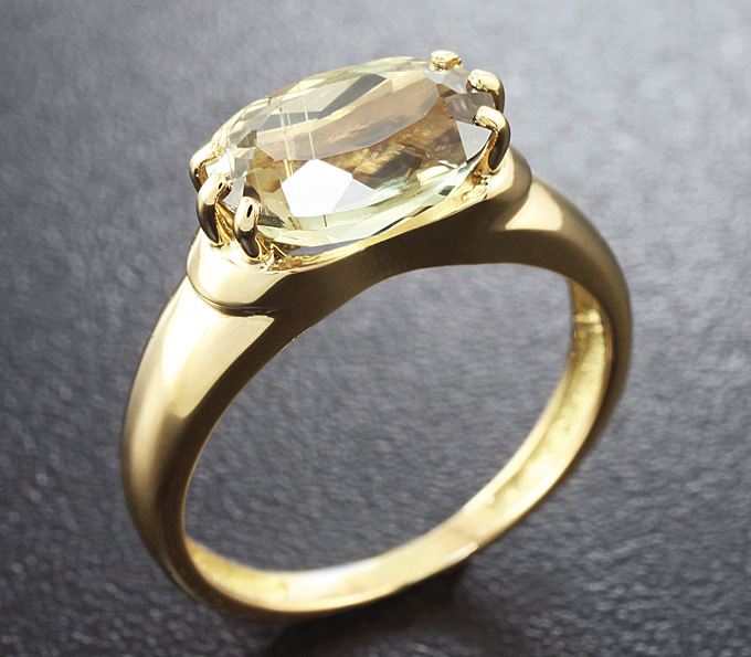 Золото Кольцо c диаспором