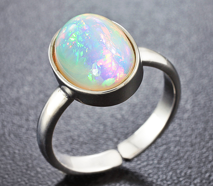 Серебро 925 Кольцо c кристаллический Welo опалом
