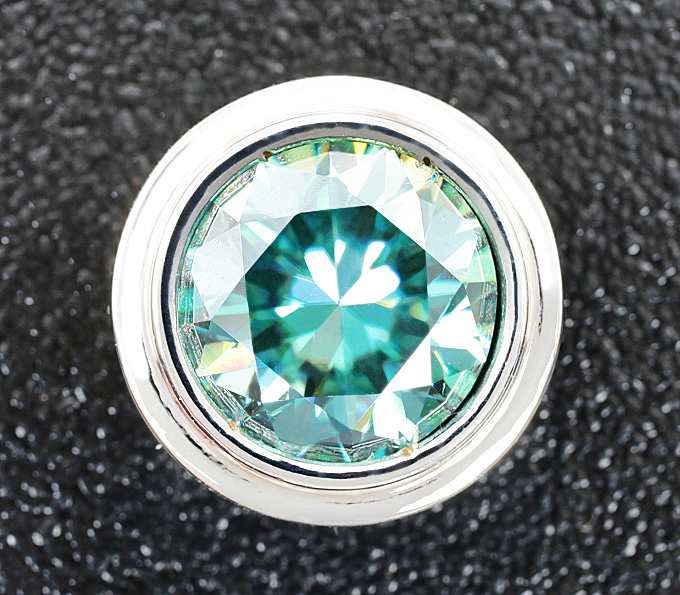 Золото Кулон с муассанитом