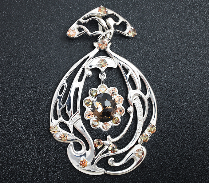 Серебро 925 Кулон с дымчатым кварцем, андалузитами и бесцветными цирконами