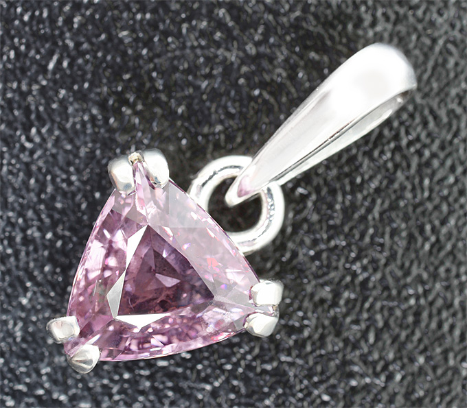 Серебро 925 Кулон со шпинелью