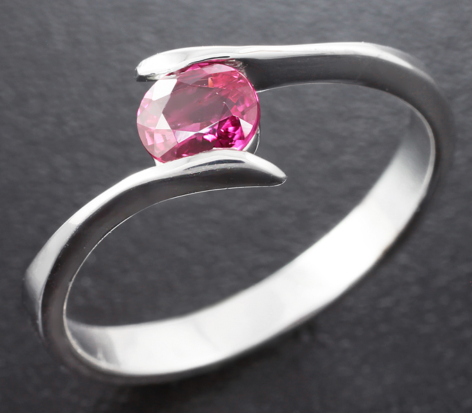 Серебро 925 Кольцо c рубином