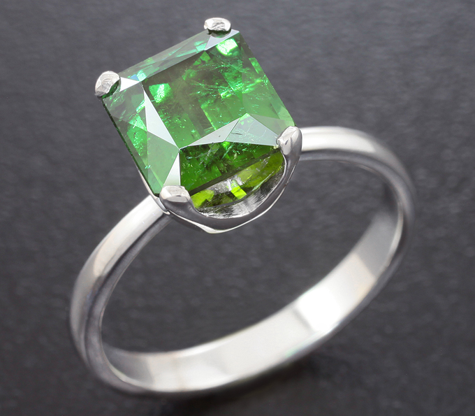 Серебро 925 Кольцо c сине-зеленым турмалином