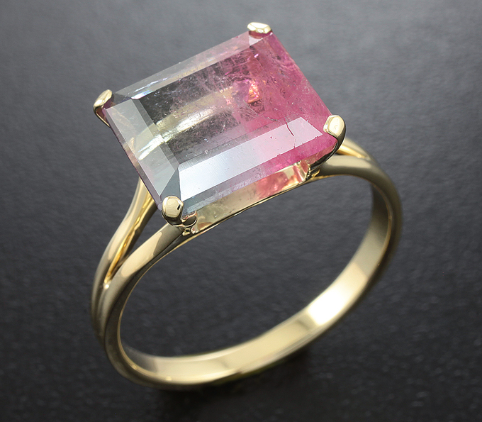 Золото Кольцо с полихромным турмалином