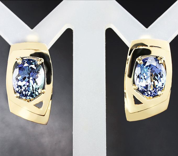 Золото Серьги с танзанитами