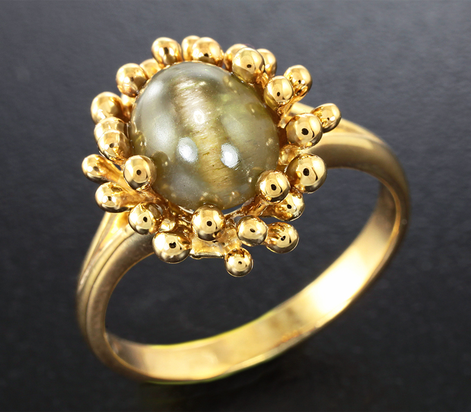 Серебро 925 Кольцо c хризобериллом с эффектом кошачьего глаза