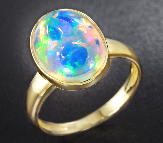 Золото Кольцо с кристаллическим эфиопским опалом