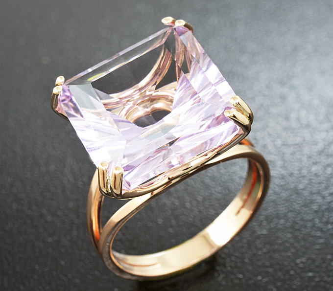 Золото Кольцо с аметистом авторской огранки