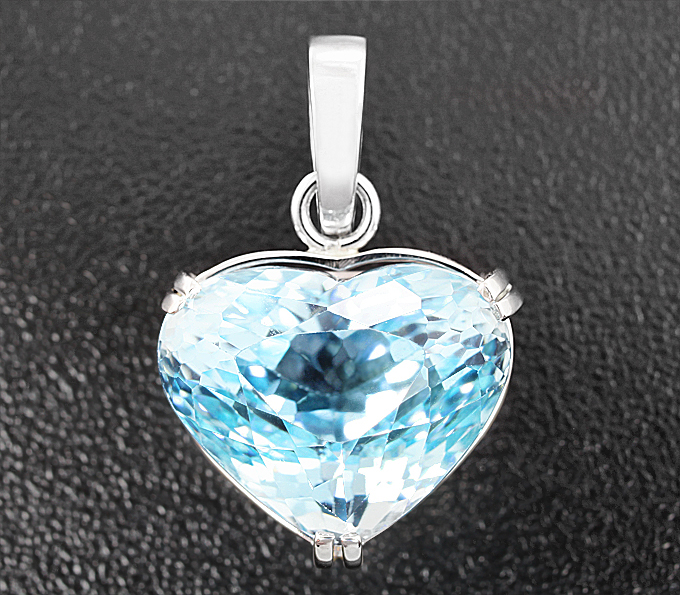 Золото Кулон с голубым топазом